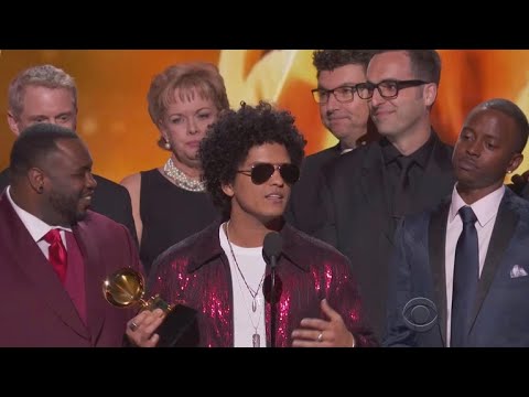 Top 10 moments from the 60th Grammy Awards