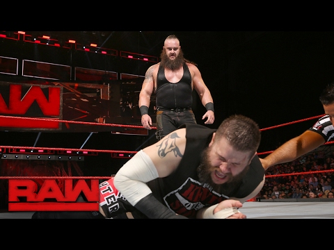 Braun Strowman vs. Kevin Owens - WWE Universal Championship Match: Raw, Jan. 30, 2017