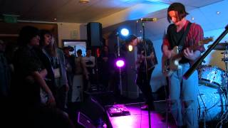 Gross Magic - Sweetest Touch (Live in Brighton)