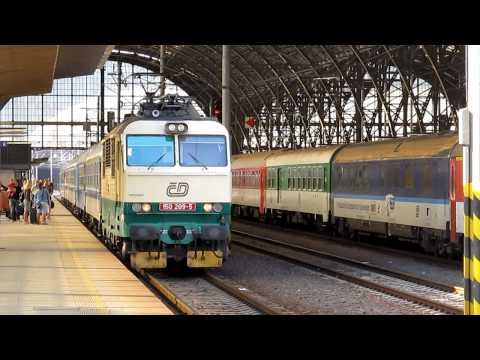 Elektrická lokomotiva 150.209-5. Praha hlavní nádraží