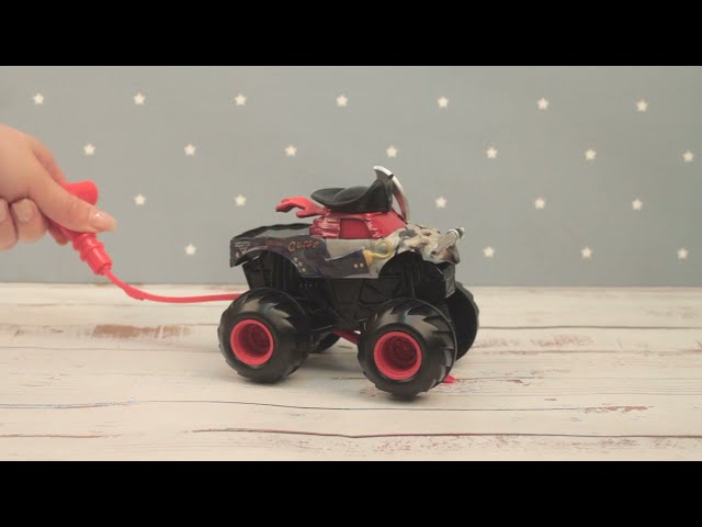 Машина MONSTER JAM Curse вращающаяся 1:43 - видео