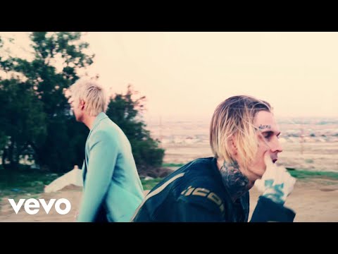 Video thumbnail for She Just Wanna Ride