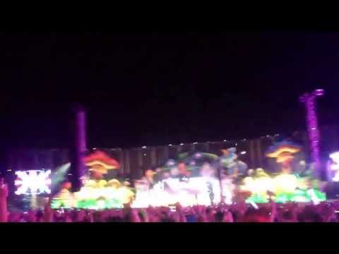 Steve angello big sit down jump up! EDC Las Vegas 2013. Kinetic field main stage