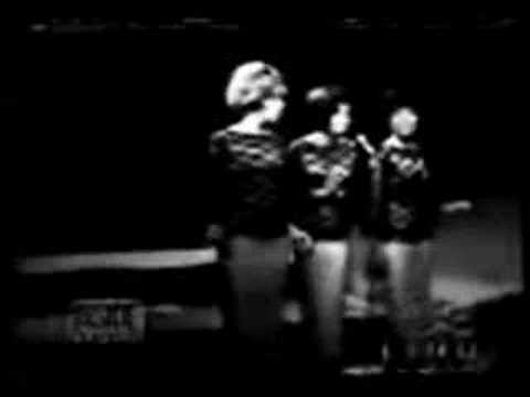 The Supremes in the Mike Douglas Show