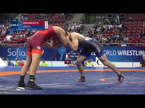 BRONZE FS - 80 kg: R. MAGAMADOV (FRA) v. E. CIFTCI (TUR)