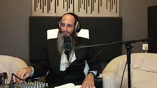 מדברים מרבי נחמן מברסלב   תהילים   פתחים אל האור (הרב מאור קריו) - התמונה מוצגת ישירות מתוך אתר האינטרנט יוטיוב. זכויות היוצרים בתמונה שייכות ליוצרה. קישור קרדיט למקור התוכן נמצא בתוך דף הסרטון