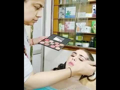 Bridal Makeup Artist portfolio by Fashion Salon in Delhi - Photo 1 Bridal Makeup Artist portfolio by Fashion Salon in Delhi - Photo 1