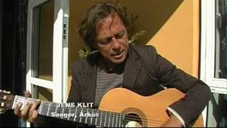 Jens Klit synger på Marselisborg havn