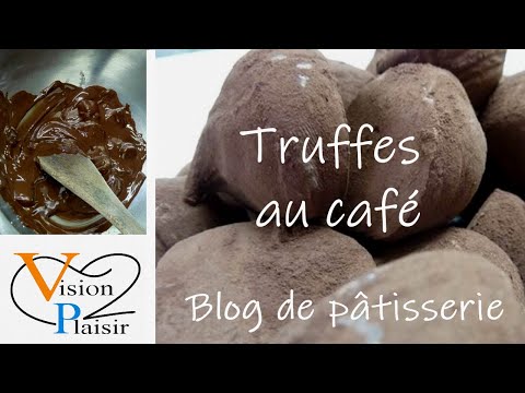 La confection des truffes au café