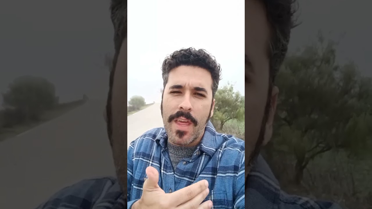 CONVERSACIÓN DE PAREJA. #chistes #chistesbuenos #chistesgraciosos #comedia #humorandaluz #parejas