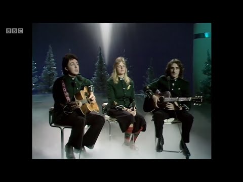 Paul McCartney & Wings - Mull Of Kintyre (The Mike Yarwood Christmas Show 1977, HD)
