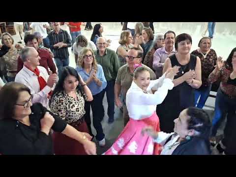 Muita dança nos idosos de Bom Sucesso do Sul no Paraná(com marcos e margarida)