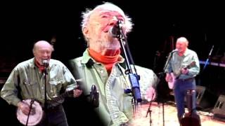 Pete Seeger sings Take it from Dr King
