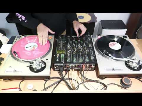 FUTURO-TEK EPS:010 - The Dub Plug