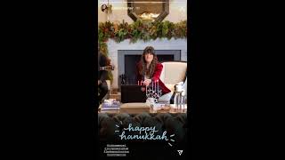 Idina Menzel sings Hanukkah blessing (2020)
