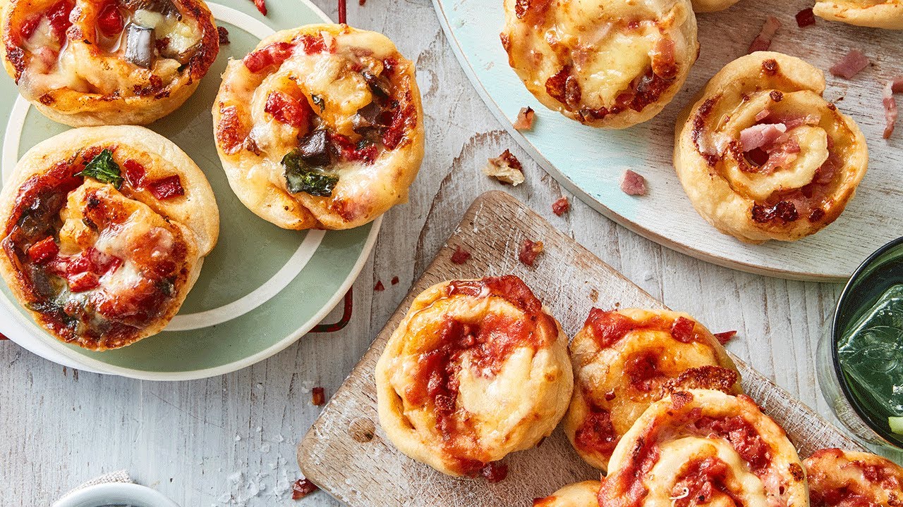 watch video Pizza Scrolls - 3 ways