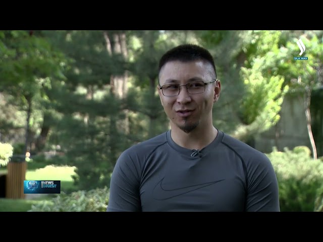 Kazakh acrobat performs extreme stunt in Almaty mountains