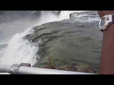NIAGRA FALLZ LIVE!