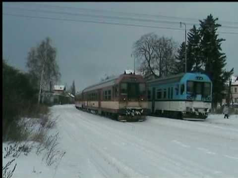 Příjezd R1194 a křižování s R1195 v Žihli