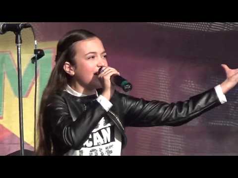 Alexandra Lupoae - Cover "My Number One"