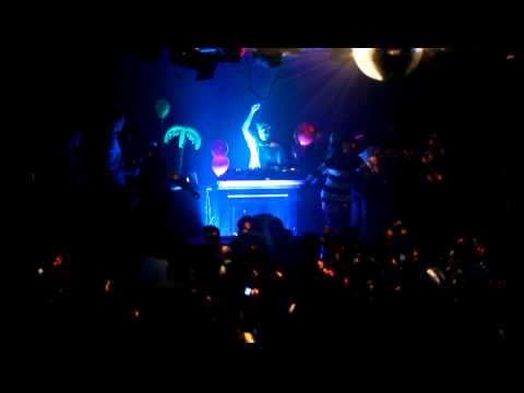 Tender Love @ Hoxton Square Bar & Kitchen, part 1