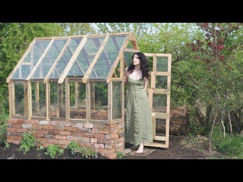 Construí este invernadero yo mismo usando solo materiales de desecho.