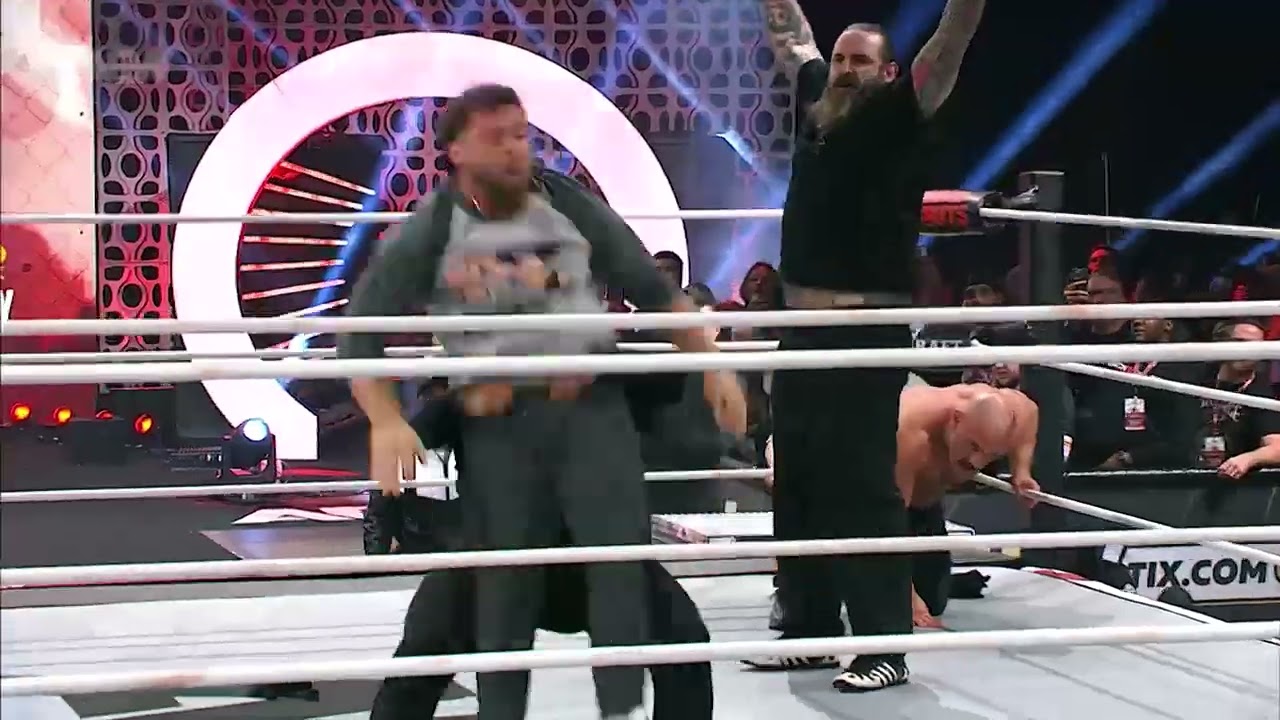 AEW Dynamite | Brodido salva a 'The Dragon' y apalea a FTR