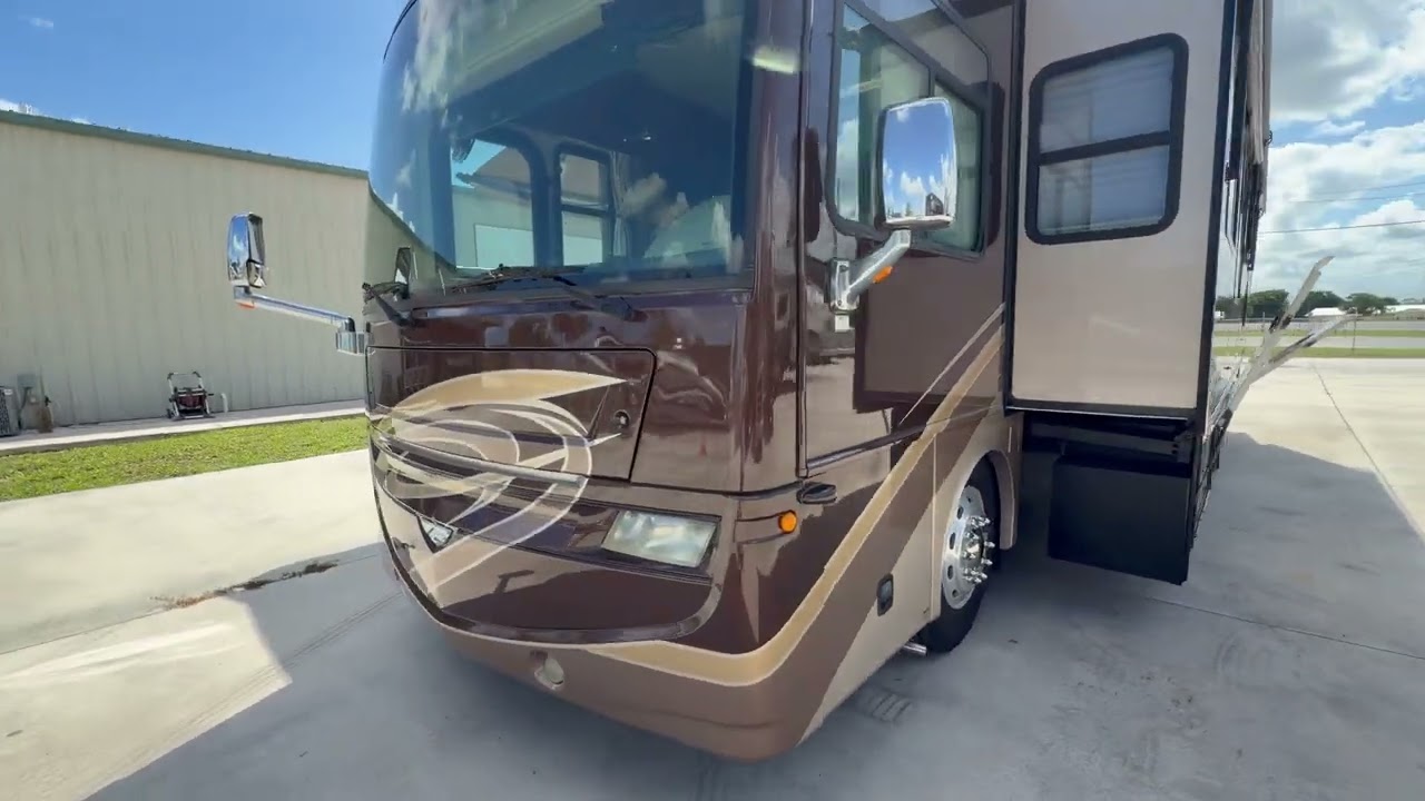 A photo of this 2008 Fleetwood EXCURSION 39R