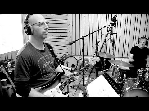 "Sybil": LEVEL5 with Oz Noy and Will Lee (60 seconds)