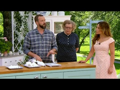 Johan Sörbergs marängskola - Hela Sverige Bakar (TV4)