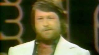 Brian Wilson on Mike Douglas 1976 part 2 - Back Home