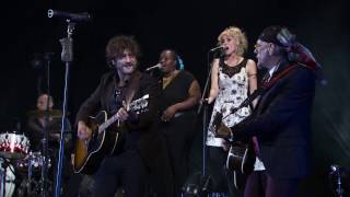 El Drogas -  Collar abandonado con Quique González (Un día nada más)