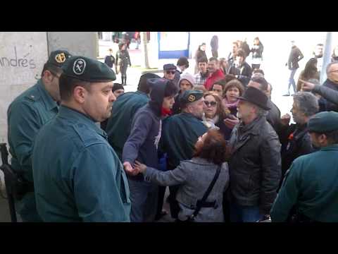 Detención Concentracion Burela 2/3/2013 Secuencia completa