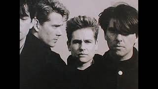 Echo and the Bunnymen - Bombers Bay