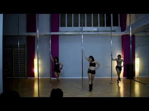 02.Thess Pole Art Show 22 - 27.11.16 Level 1 (Christina Aguilera - You Lost Me)