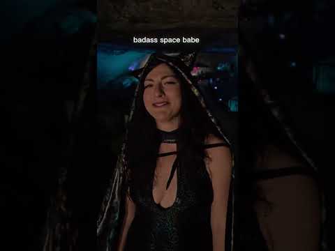 CloZee - my beautiful fans describe my music in 3 words #clozee #electronicmusic #bass #festival