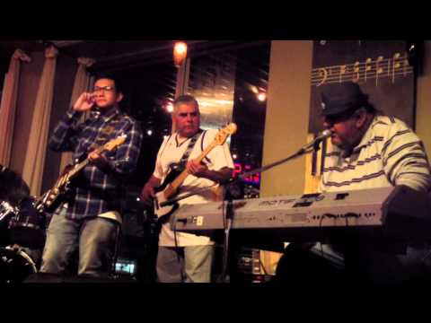 NIgthbird / Lyrics: Ray Gomez and Stacy Esau / Music : Ray Gomez