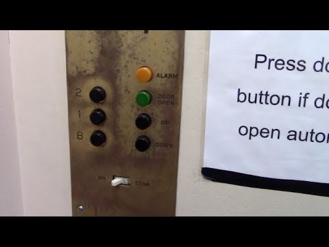 Vintage Rotary Hydraulic Elevator 1 @ Mayfair Mall in Wauwatosa, WI - Retake