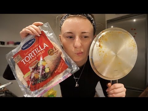 JEG PRØVER AT LAVE LÆKKER MAD