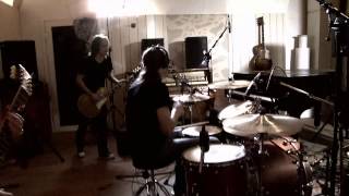 The Milestones - Shalalalovers (Official video)