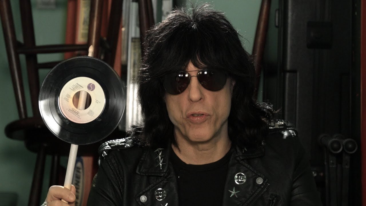 Solution For Assholes Who Hold Up Phones At Concerts (Starring Marky Ramone) - YouTube