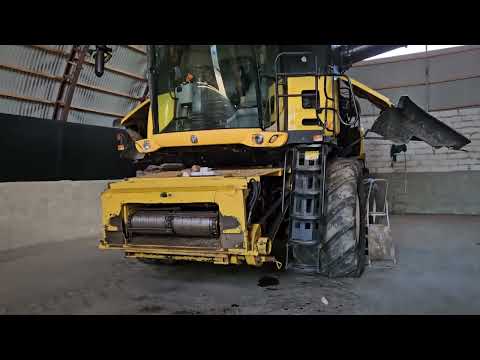 New Holland CR 9080, комбайны