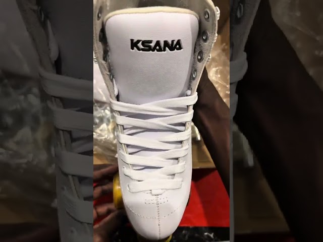 سكيت كاسانا الرباعي الاحترافي (ابيض)