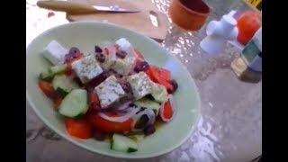 Grecka Kuchnia: SAŁATKA PO GRECKU