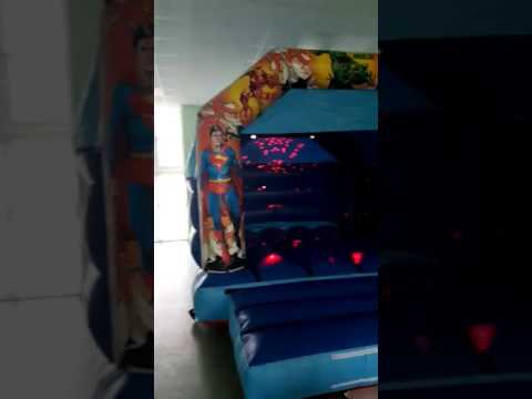 Bouncycastlefunworld video.