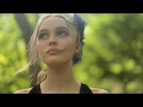 Impressions of the Paris Cosmopolite 2016/17 Métiers d’art Show in Tokyo – CHANEL Shows