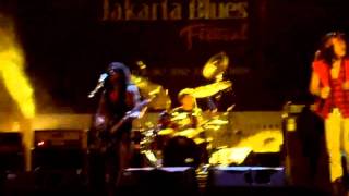 Download lagu ABDEE NEGARA & CANDIL (Apanya Dong) JAKARTA BLUES FESTIVAL 2010 mp3 Download lagu ABDEE NEGARA & CANDIL (Apanya Dong) JAKARTA BLUES FESTIVAL 2010 mp3