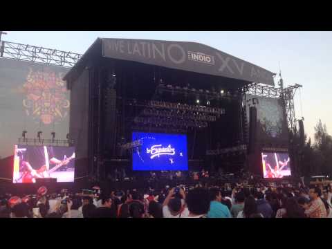 Los Esquizitos - Santo y Lunave Vive Latino 2014