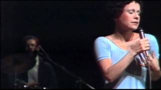 Elis Regina - &quot;Dois Pra Lá, Dois Pra Cá&quot;