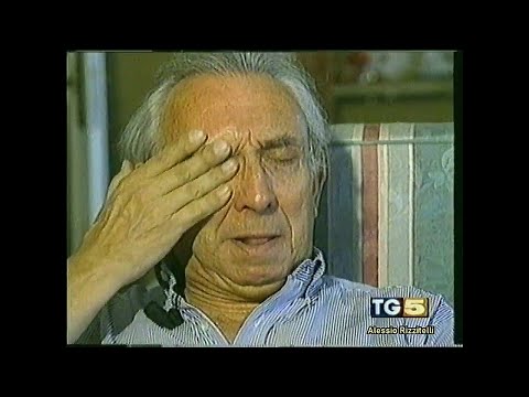 Corrado ricordato dagli amici Roberto Pregadio, Mike Bongiorno, Pippo Baudo e Sandra Mondaini